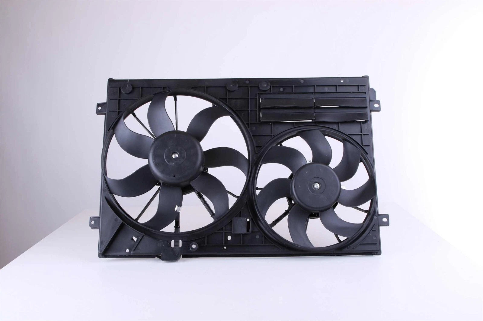 Nissens 85644 Engine Cooling Fan Motor for Audi VW A3 TT Beetle CC Golf (2006–2019)
