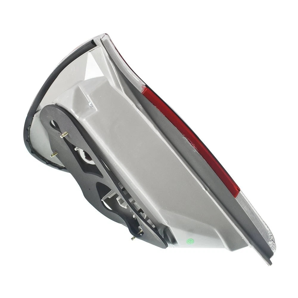Right Passenger Side Tail Light for Toyota Camry (2005–2006)