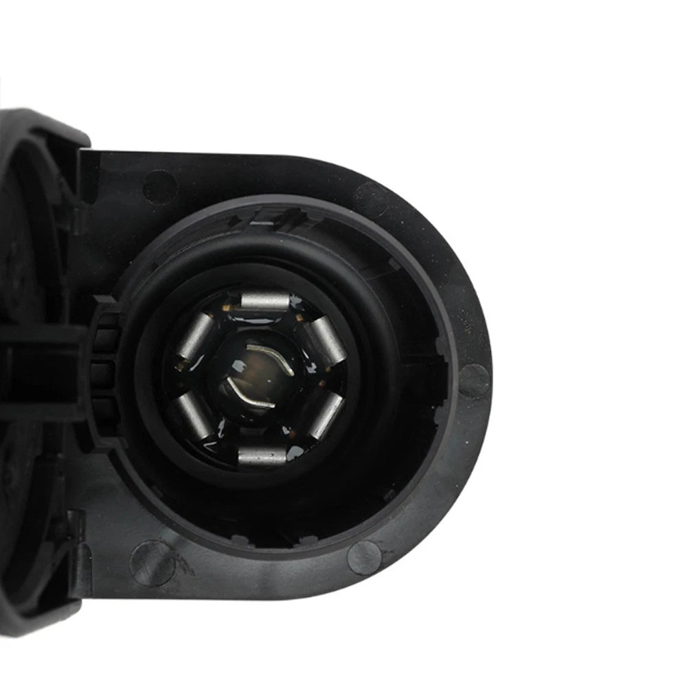 7-Pin Hitch Receptacle for Chevy Silverado 1500, Sierra 1500 (2019–2020)