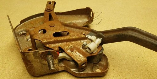 Brake Emergency Pedal Assembly for Lincoln Mark VIII (1993–1996)