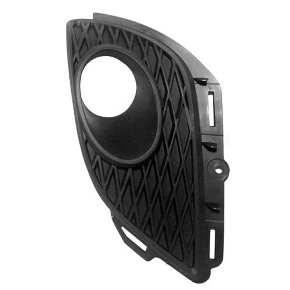 Plastic Fog Light Cover Front Right Bumper for Toyota Matrix (2009-2010)
