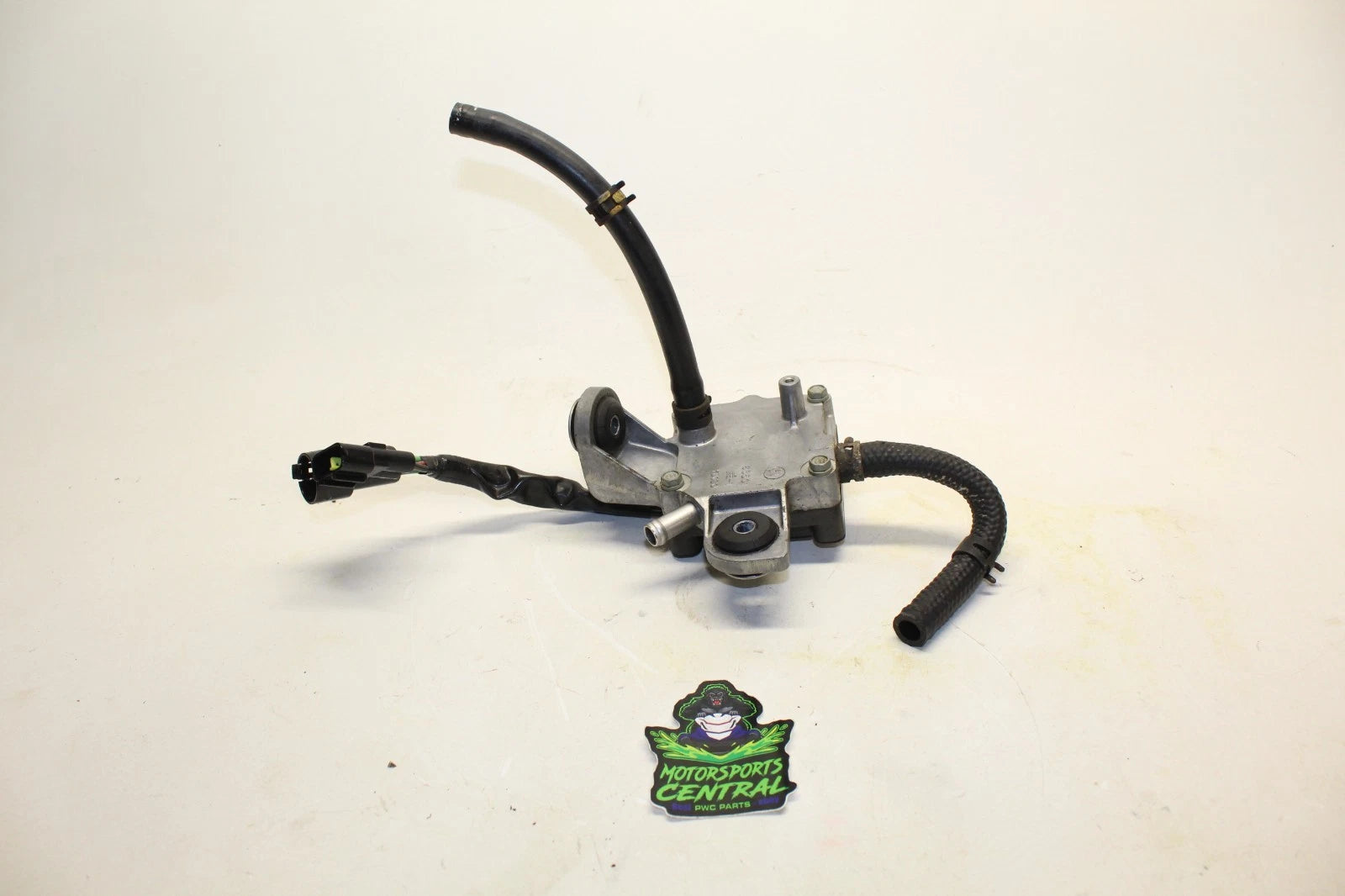 Voltage Regulator Rectifier for Yamaha FX Cruiser SVHO SHO FZR FZS VXR VXS (1.8L)
