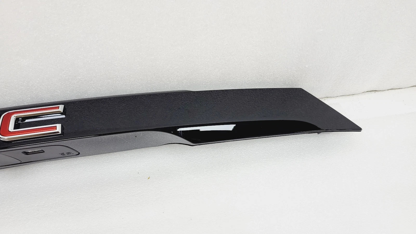 Liftgate Trim Panel Handle for GMC Acadia (2017–2019) 84433048