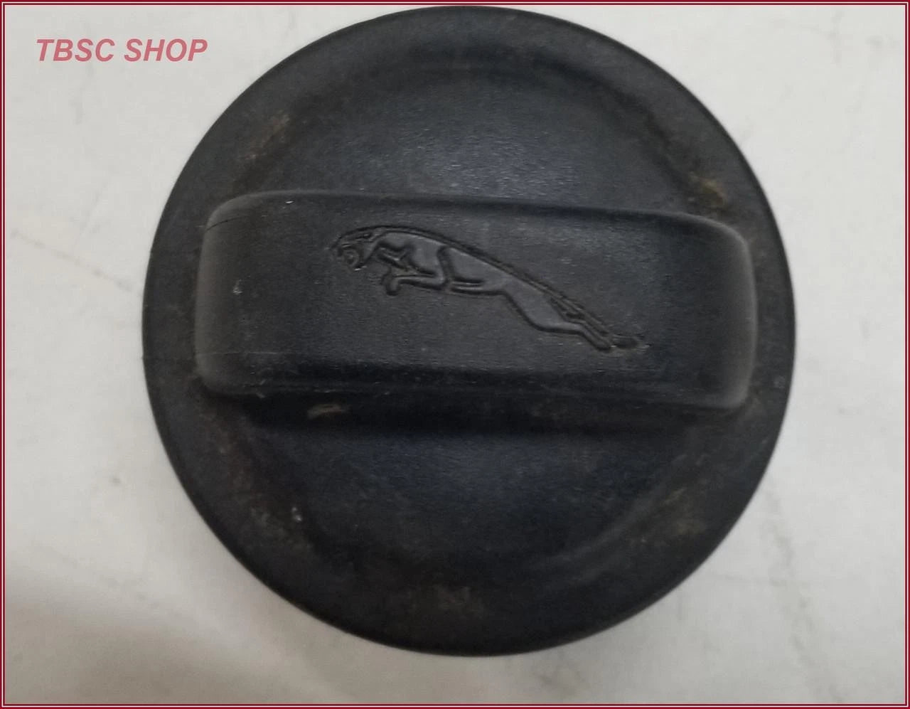 Fuel Tank Cap for Jaguar XK8 XKR XJ8 XJR (2000–2003) OEM