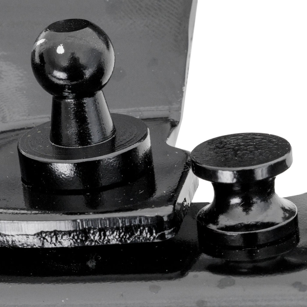 Hood Hinges for Volvo XC60 (2010–2017)