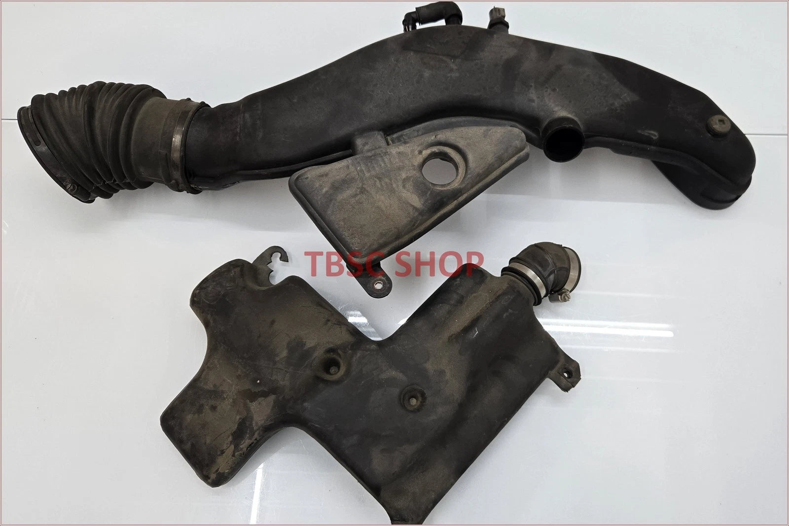 Air Intake Assembly for Lincoln Mark VIII (1993–1996) 4.6L 32 Valve