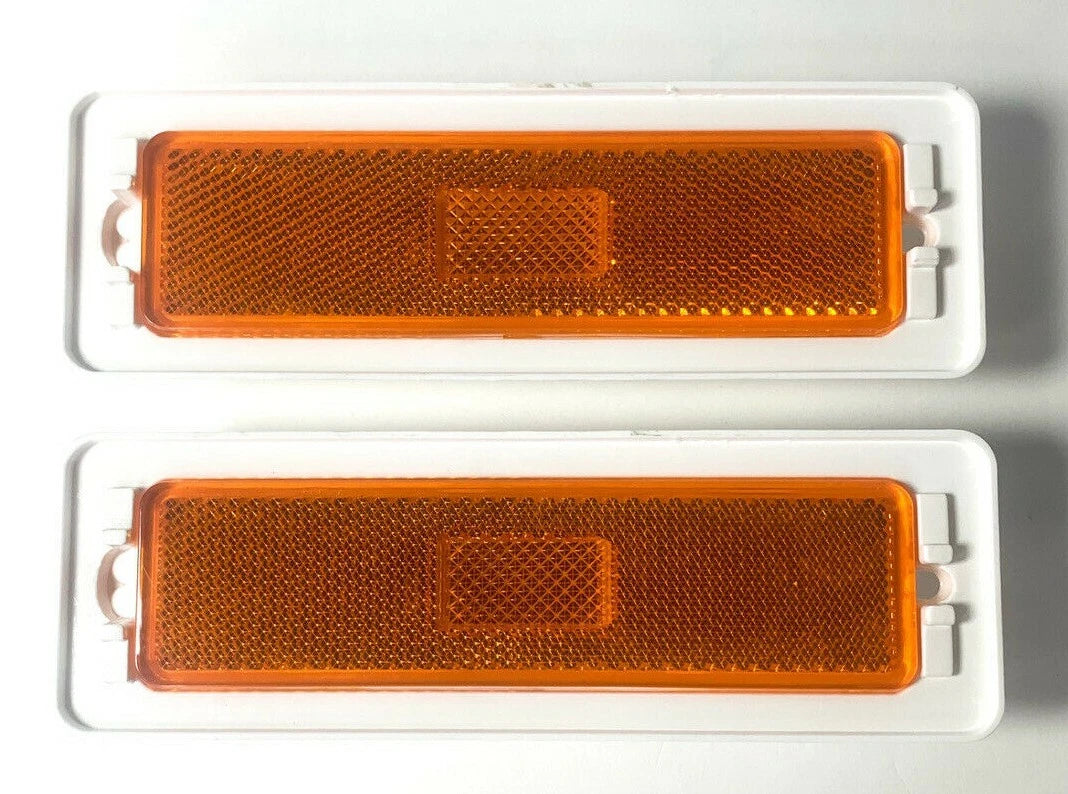 Front Amber Side Marker Lamp Light Assemblies for 1970–1974 Chevy Nova