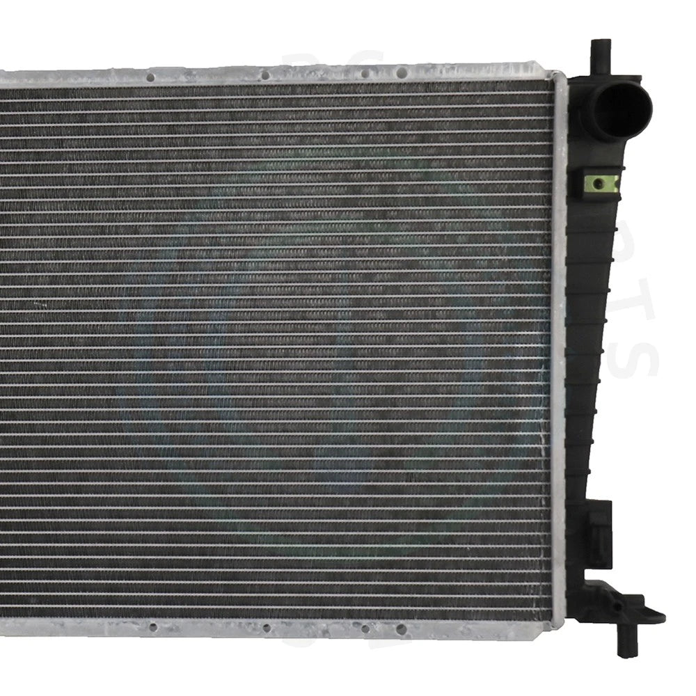 Radiator for Ford F-150 2004–2008, Expedition 2004–2006, Lincoln Mark LT 2006–2007