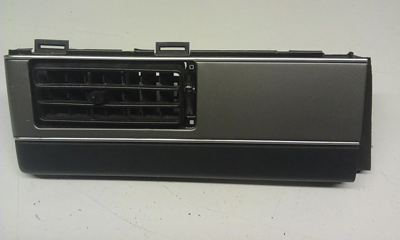 Left Air Vent Panel for Thunderbird Cougar (1989–1993) - SKU 101164