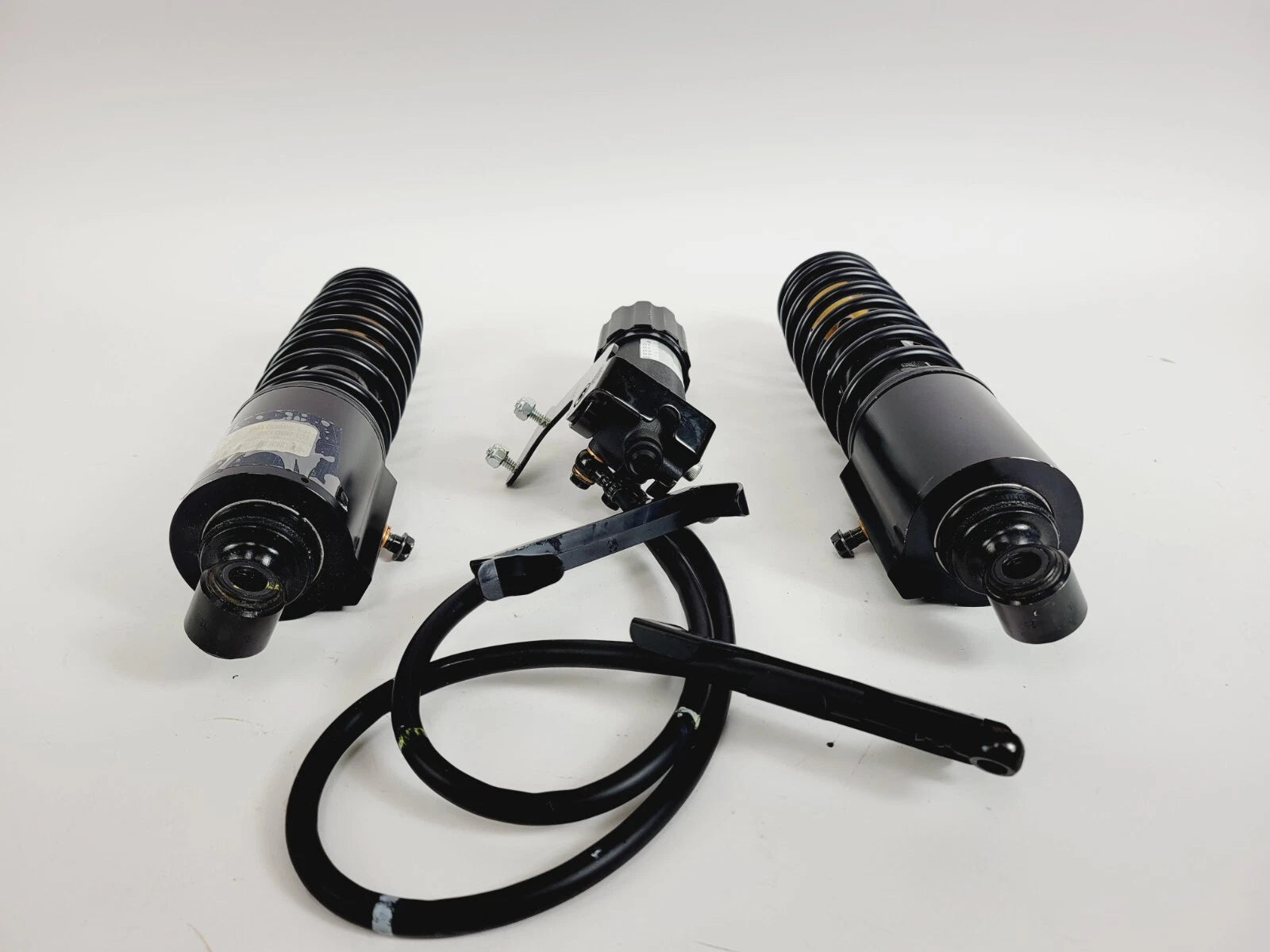 Premium Adjustable Shocks for Harley Davidson Tri Glide (2009–2025) 54000144