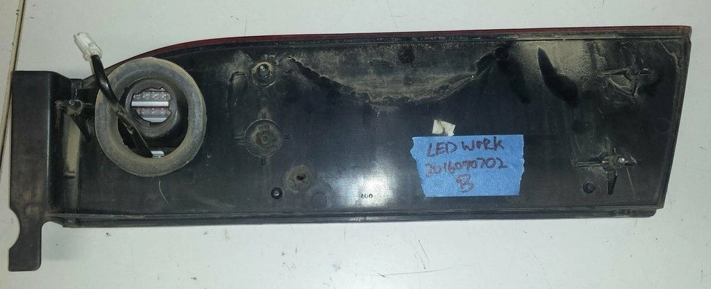 Trunk Reflector LH for Ford Thunderbird (1992–1997) - LED, Gold Emblem