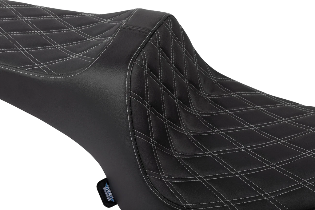 Predator III Seat for Drag Specialties (Vinyl, Double Diamond, Silver)