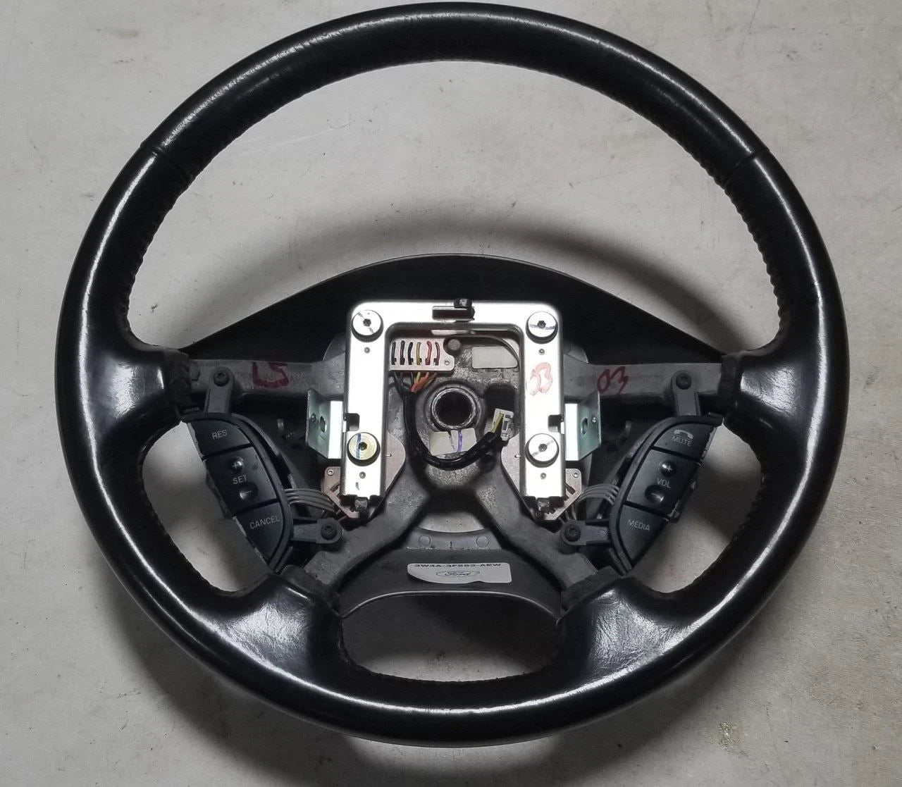 Steering Wheel with Cruise Switch for Lincoln LS (2003–2006)