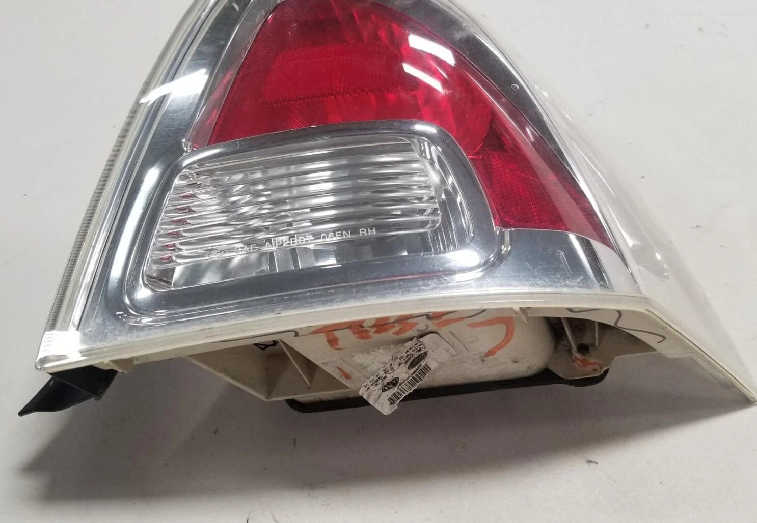 RH Taillight for Ford Fusion (2006–2009) OEM