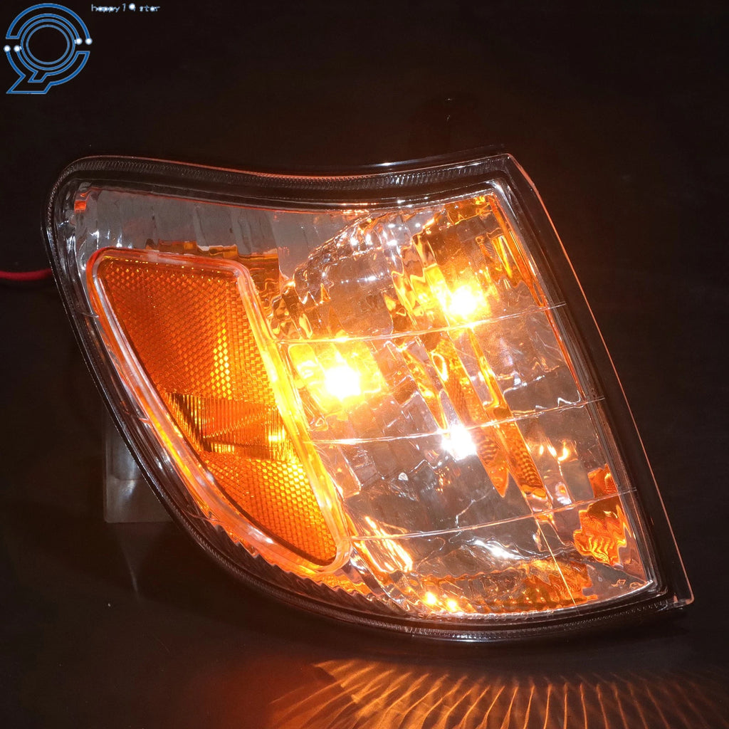Front Right Halogen Turn Signal Light for Subaru Forester (2001-2002)