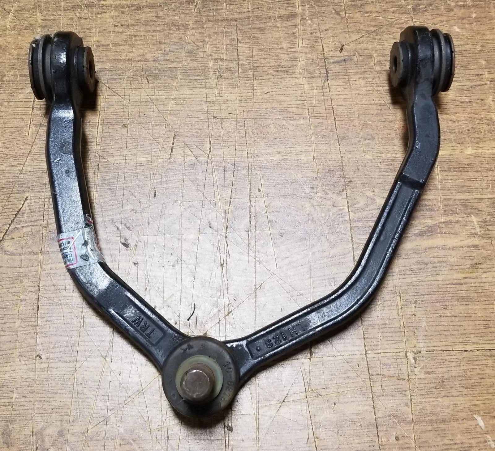Front Upper Control Arm for Ford Thunderbird Cougar (1989–1997) TRW