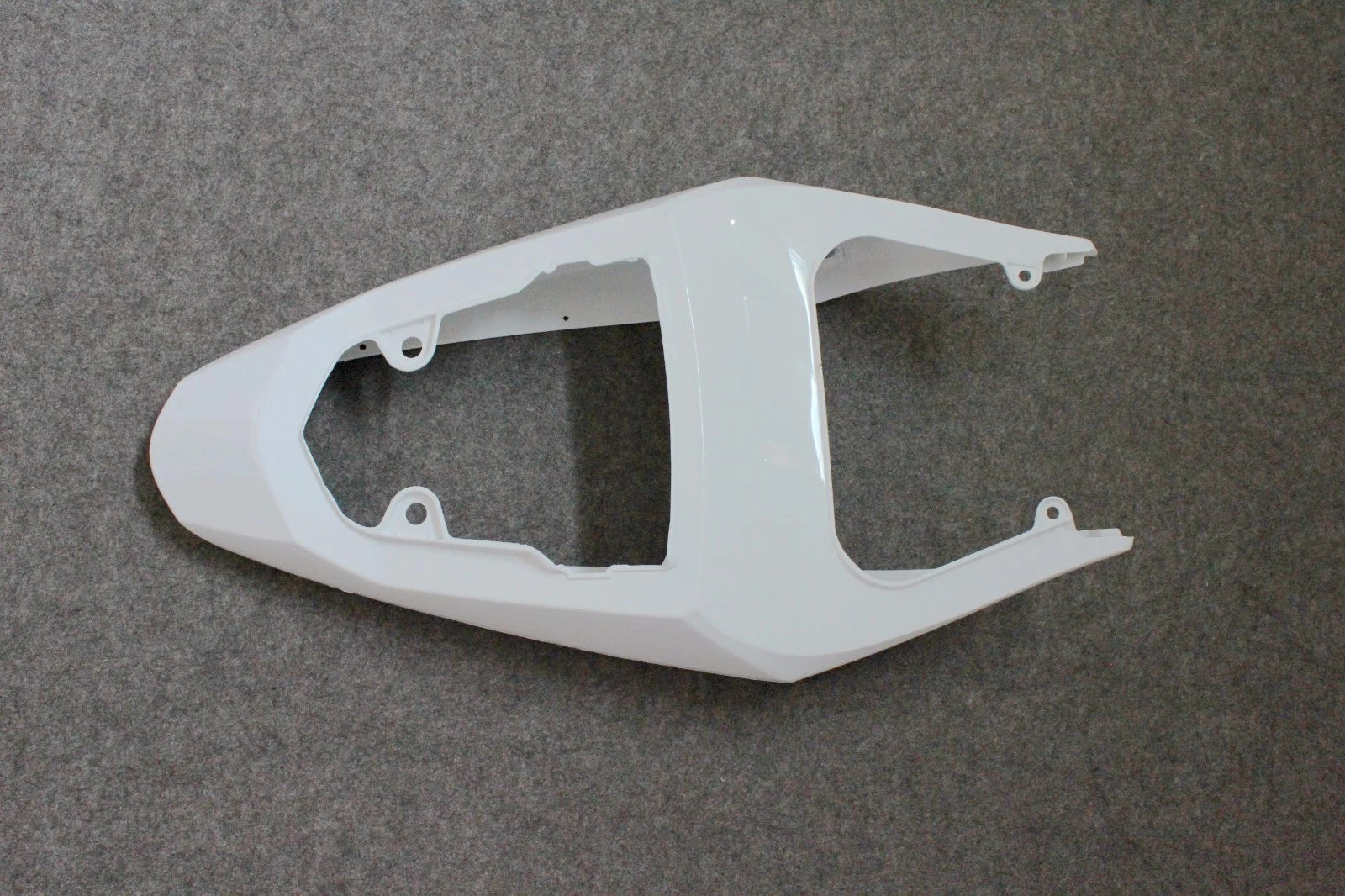 Unpainted Rear Tail Section Fairing Cover for Suzuki GSXR600/750 (2004–2005)