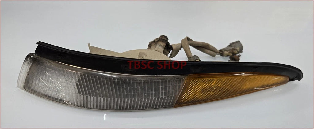 Turn Signal LH for Lincoln Mark VIII (1993–1996)