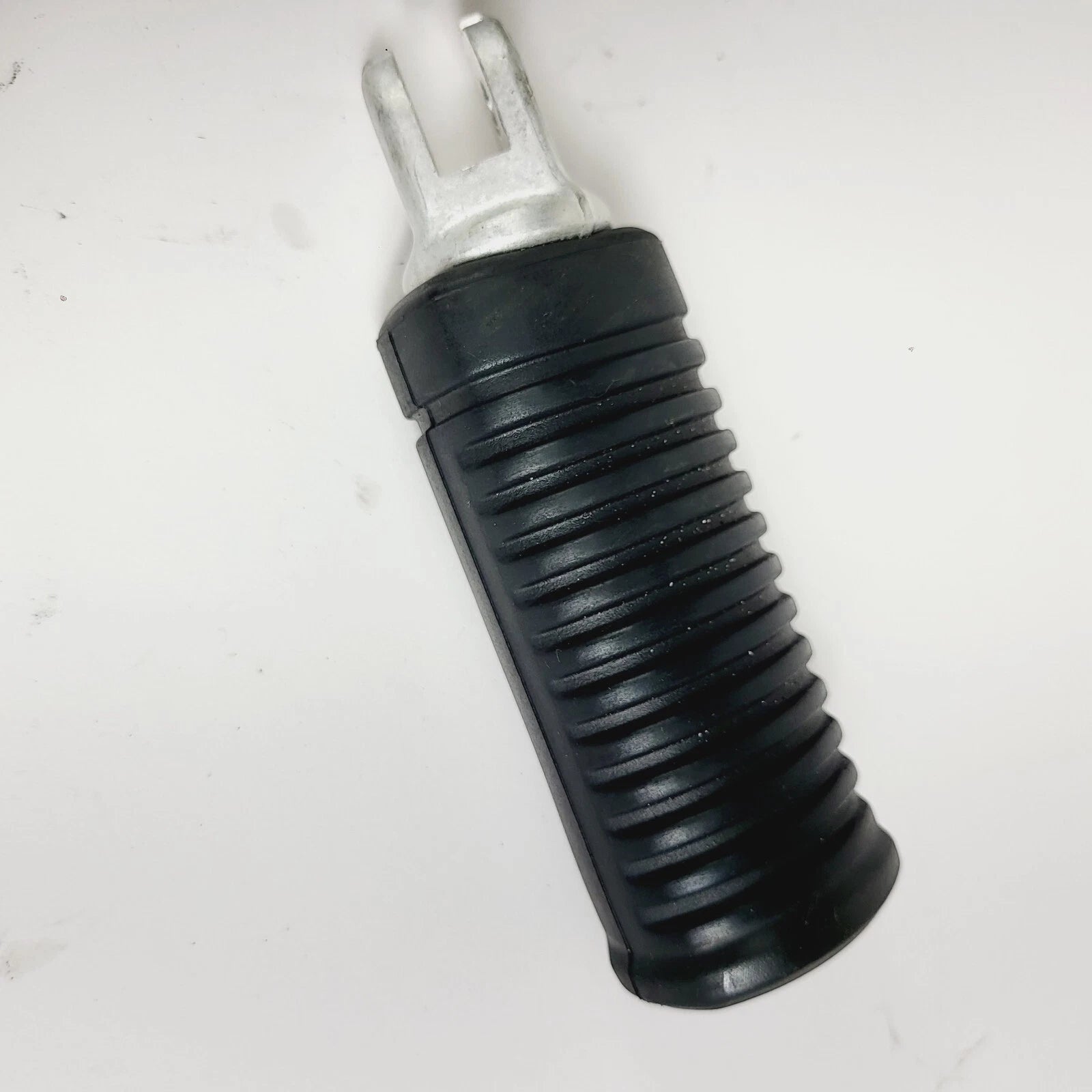 Genuine Rubber Foot Pegs for Harley Softail Slim FLSL (2018–2023) & LiveWire (2020–2022)