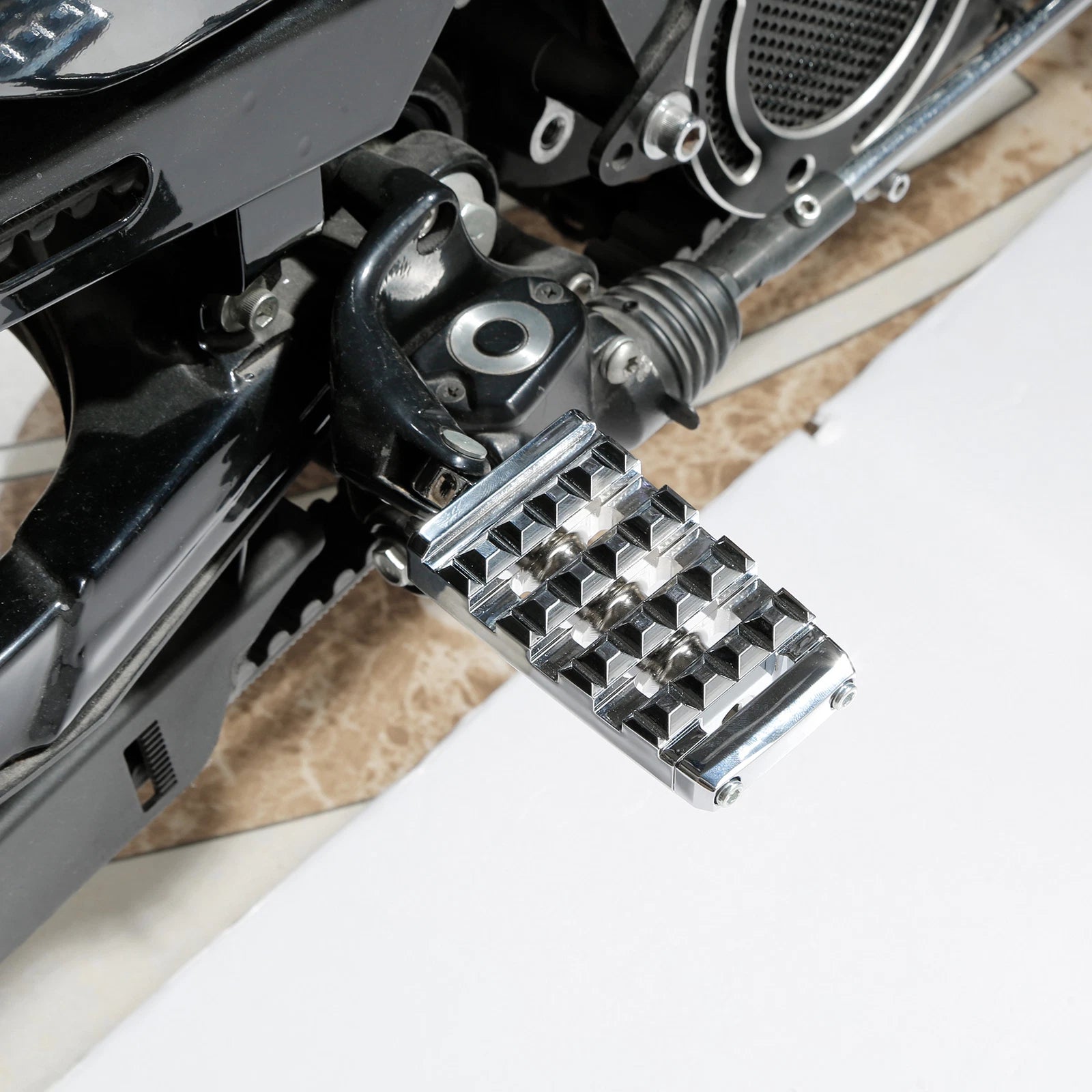 Chrome Footpeg FootRest for Harley Touring Sportster XL Dyna