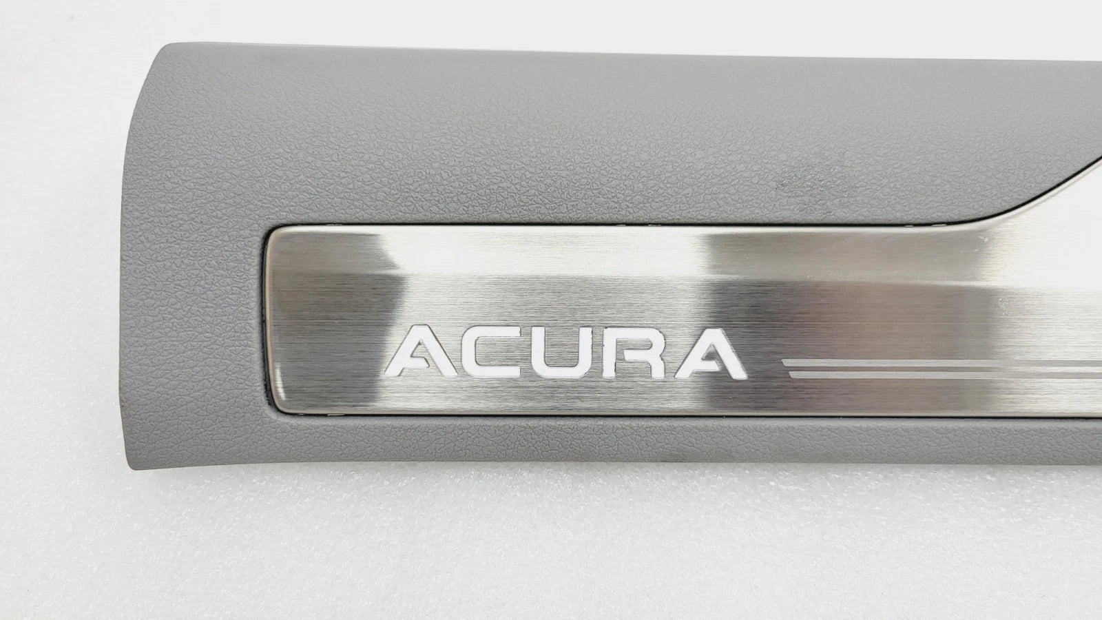 Front Right Door Sill Scuff Plate Trim w/Illumination for Acura RLX (2014–2017)
