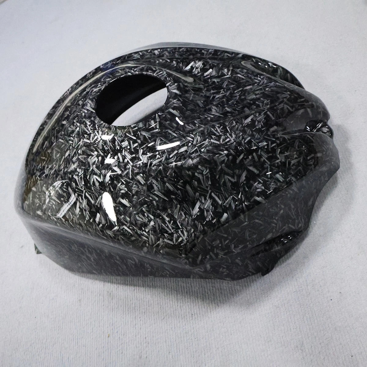 Forged Carbon Fiber Fuel Gas Tank Cover for Suzuki GSXR1000 (2009–2016)