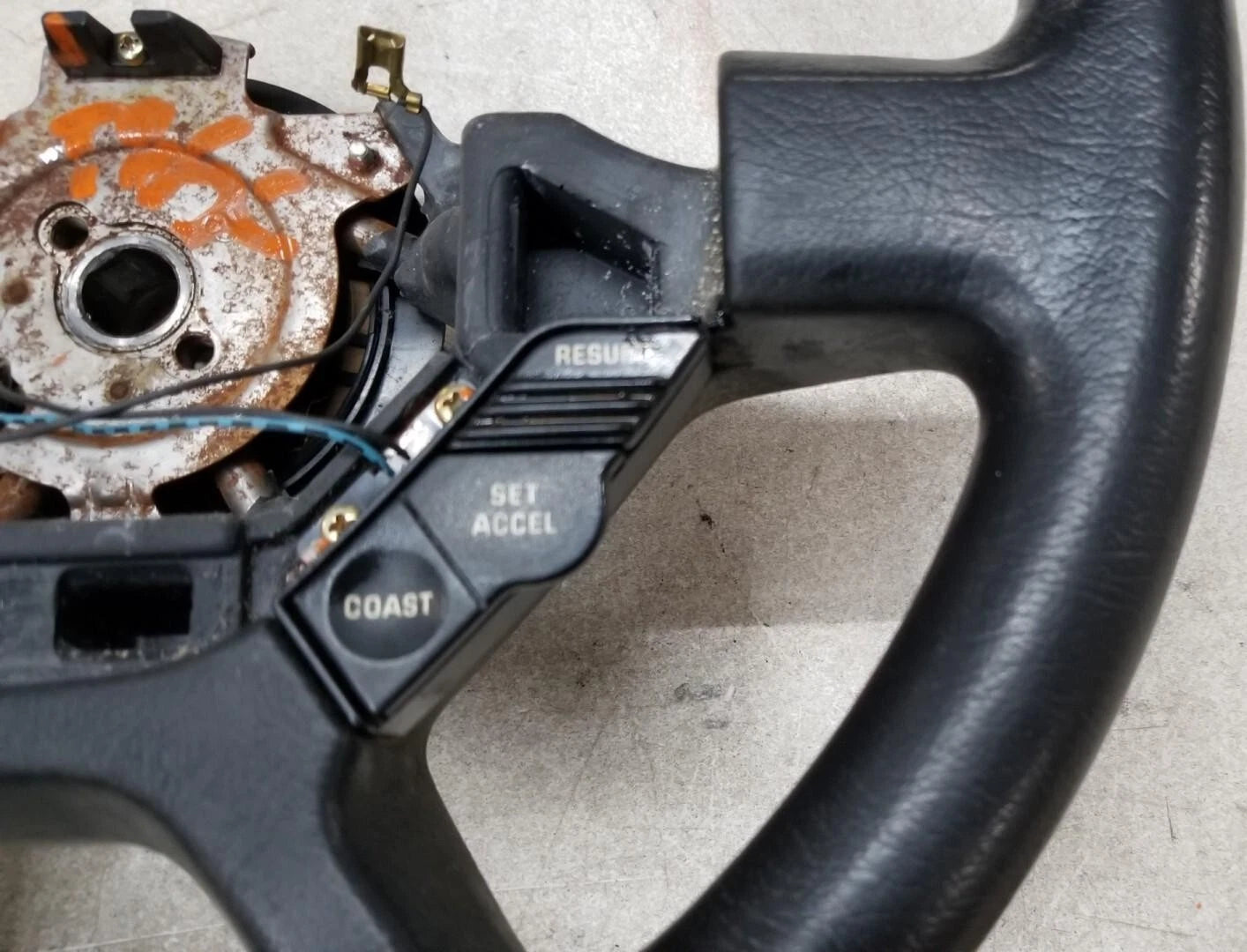 Steering Wheel for Ford Thunderbird SC (1989–1993)