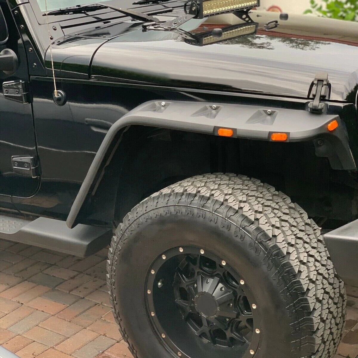 Pocket Rivet Style Smooth Fender Flares w/LED for Jeep Wrangler JK (2007–2018)