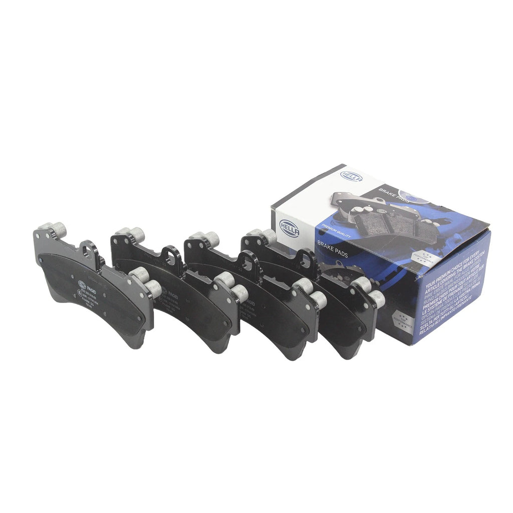 Set of 4 Hella Front Low-Met Disc Brake Pads for Audi Q7 (2011–2013)