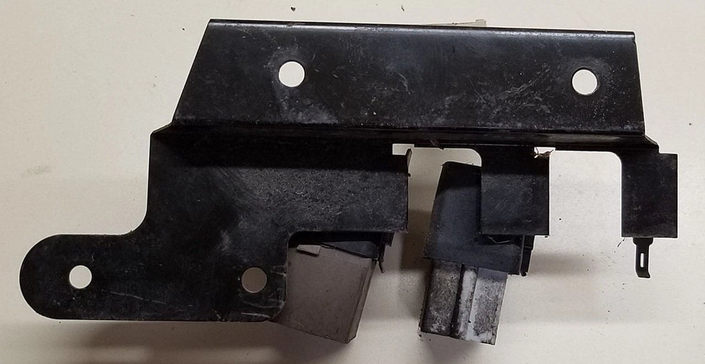 ABS Hydraulic Pump and Power Relay with Bracket for Thunderbird SC (1989–1992)