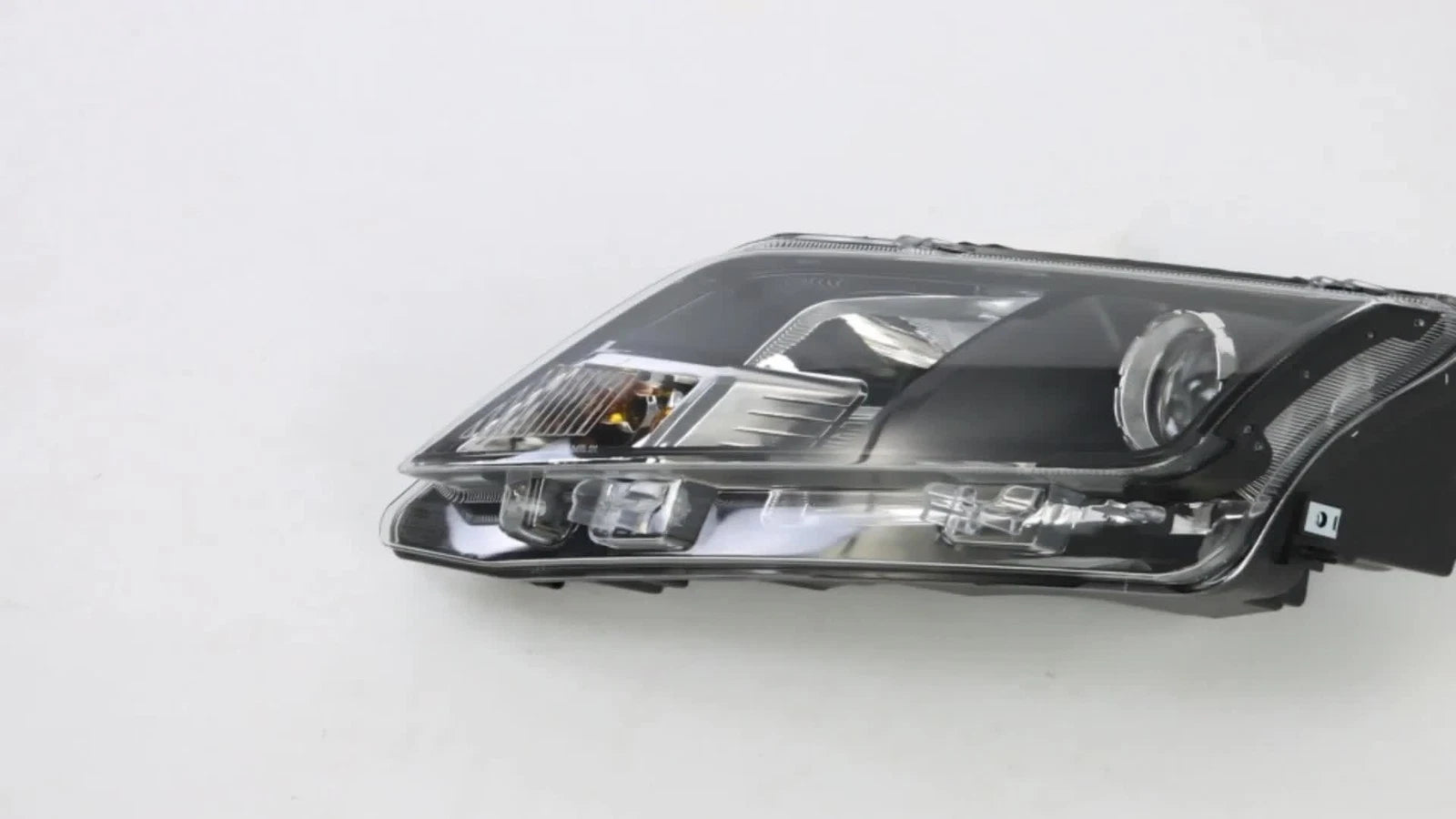 Projector Headlight for Ford Fusion (2010–2012) Black Housing Left