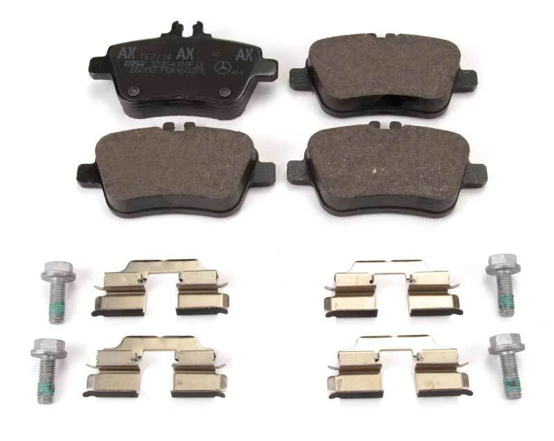 Set of 4 Disc Brake Pads for Mercedes (0074209620)