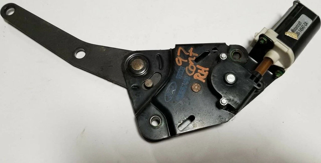 Seat Hinge RH Passenger for Lincoln Continental (1995–2002)