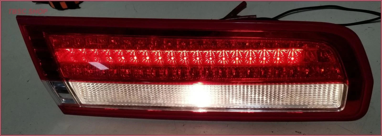 LH Driver Side Inner Tail Light for Lincoln MKZ (2010–2012) 9H63-13405-A