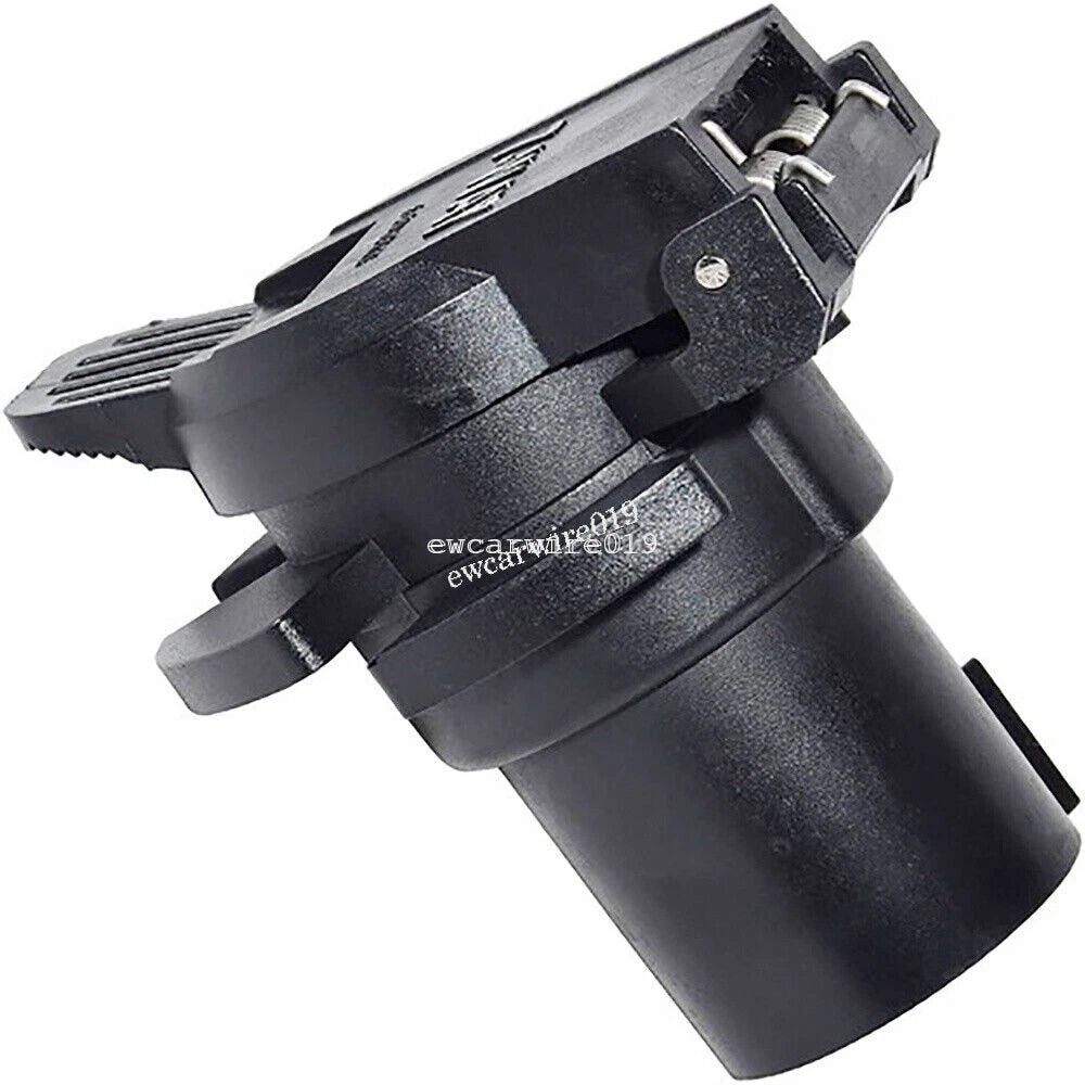 7 Way RV Trailer Connector Twist Lock for Chevy Silverado 1500 2500 (1999–2012)