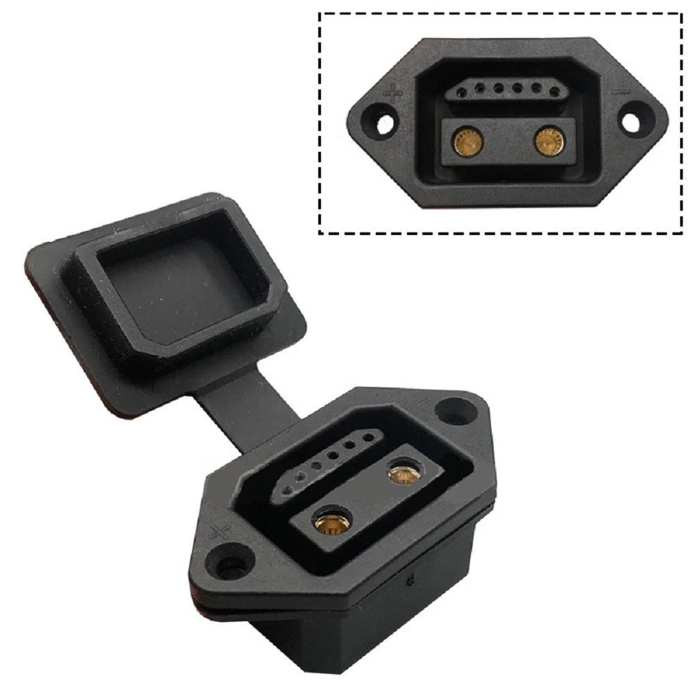 40A Black 2+6 Core Charging Socket Female with Comm Port for Electric Tricycles