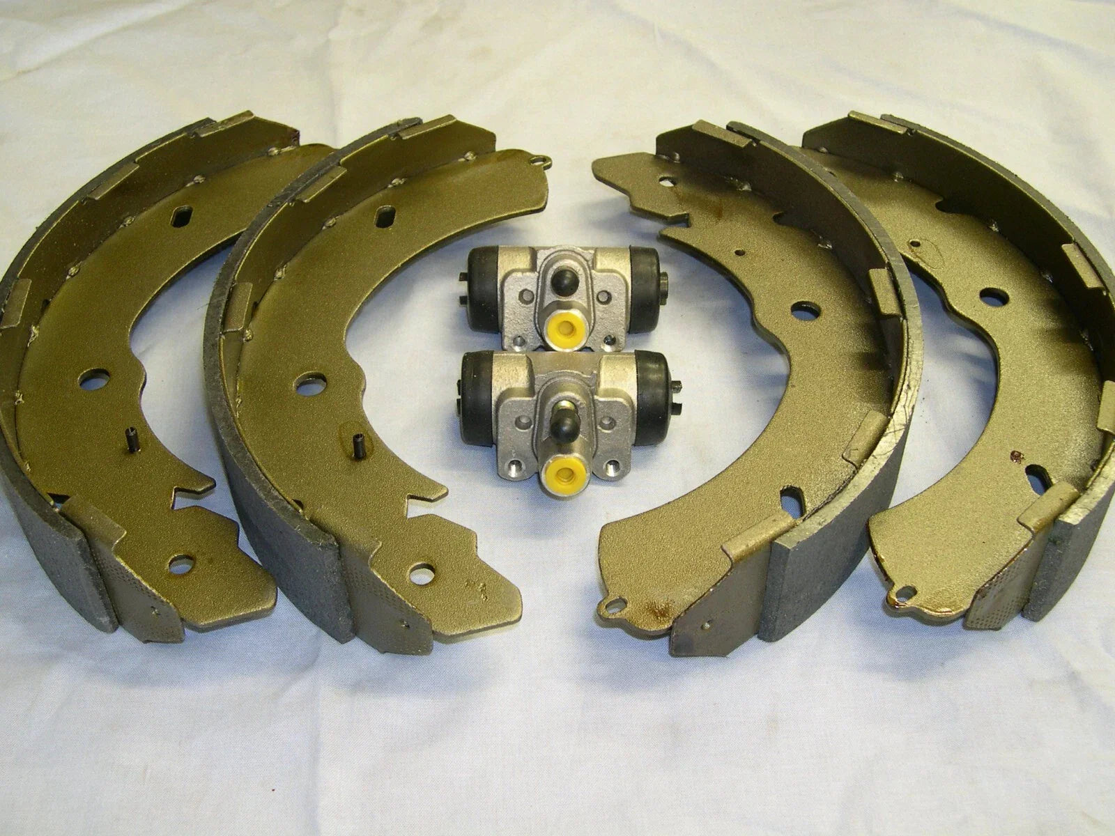 Rear Brake Shoes & Wheel Cylinders for Holden RA Rodeo 4WD (2003-2008)