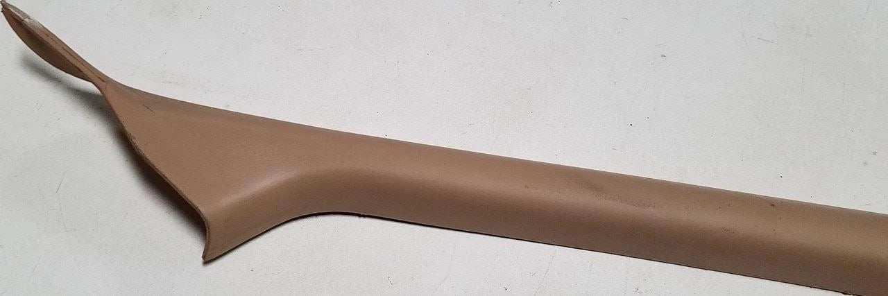 A Pillar Trim Light for Lincoln Mark VIII (1997–1998) Prairie Tan