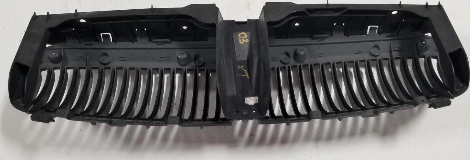 Grille Support for Jaguar X-Type (2002–2008)