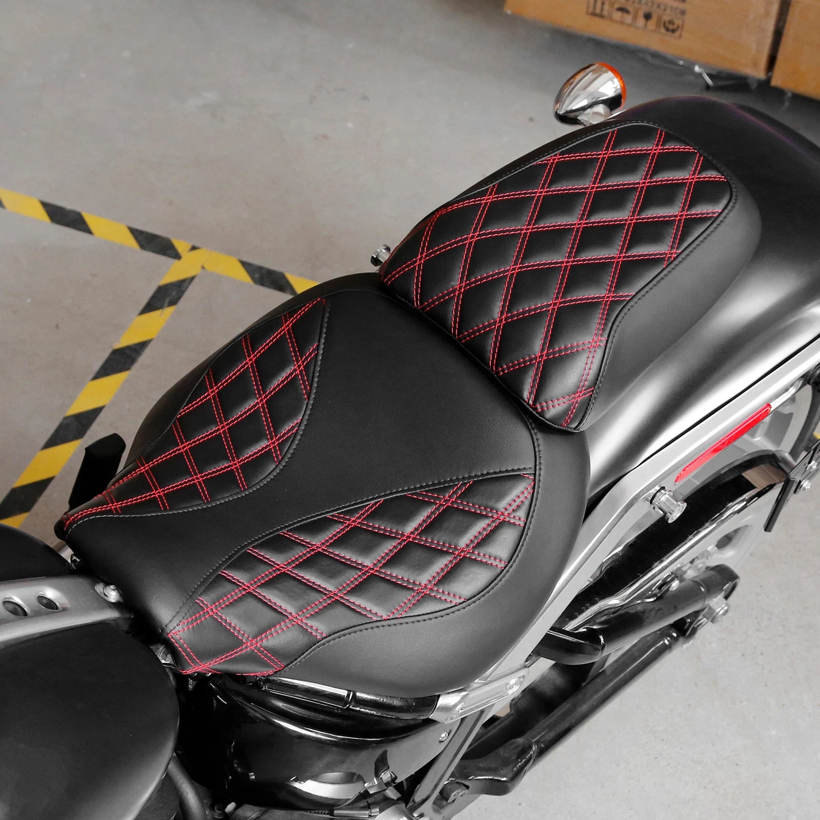 Rider Driver Passenger Seat for Harley Fat Boy FLFB FLFBS (2018–2024)