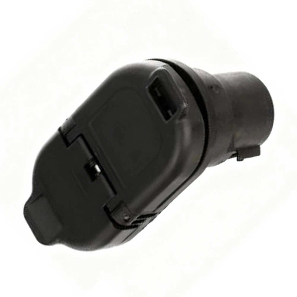 Trailer Hitch Receptacle Plug for Chevy Colorado GMC Canyon (2015–2022)