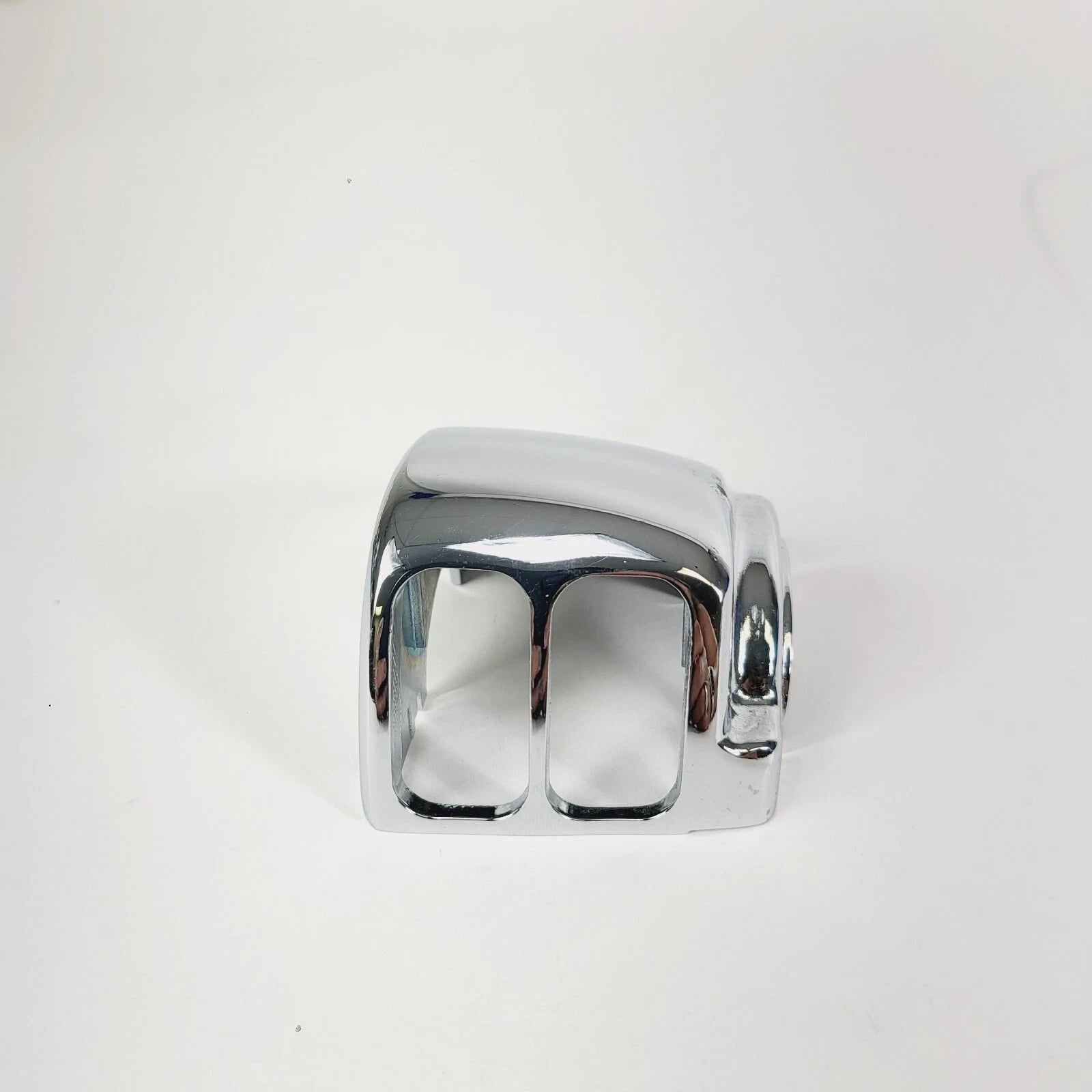 Top Left Chrome Switch Housing for Harley Davidson (1996–2017) 70222-96B