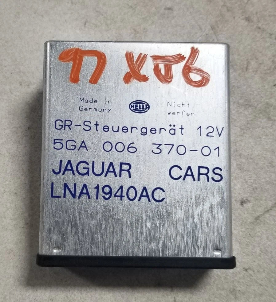 Cruise Control Module LNA1940AC for Jaguar XJ6 XJ12 Vanden Plas (1995–1997)