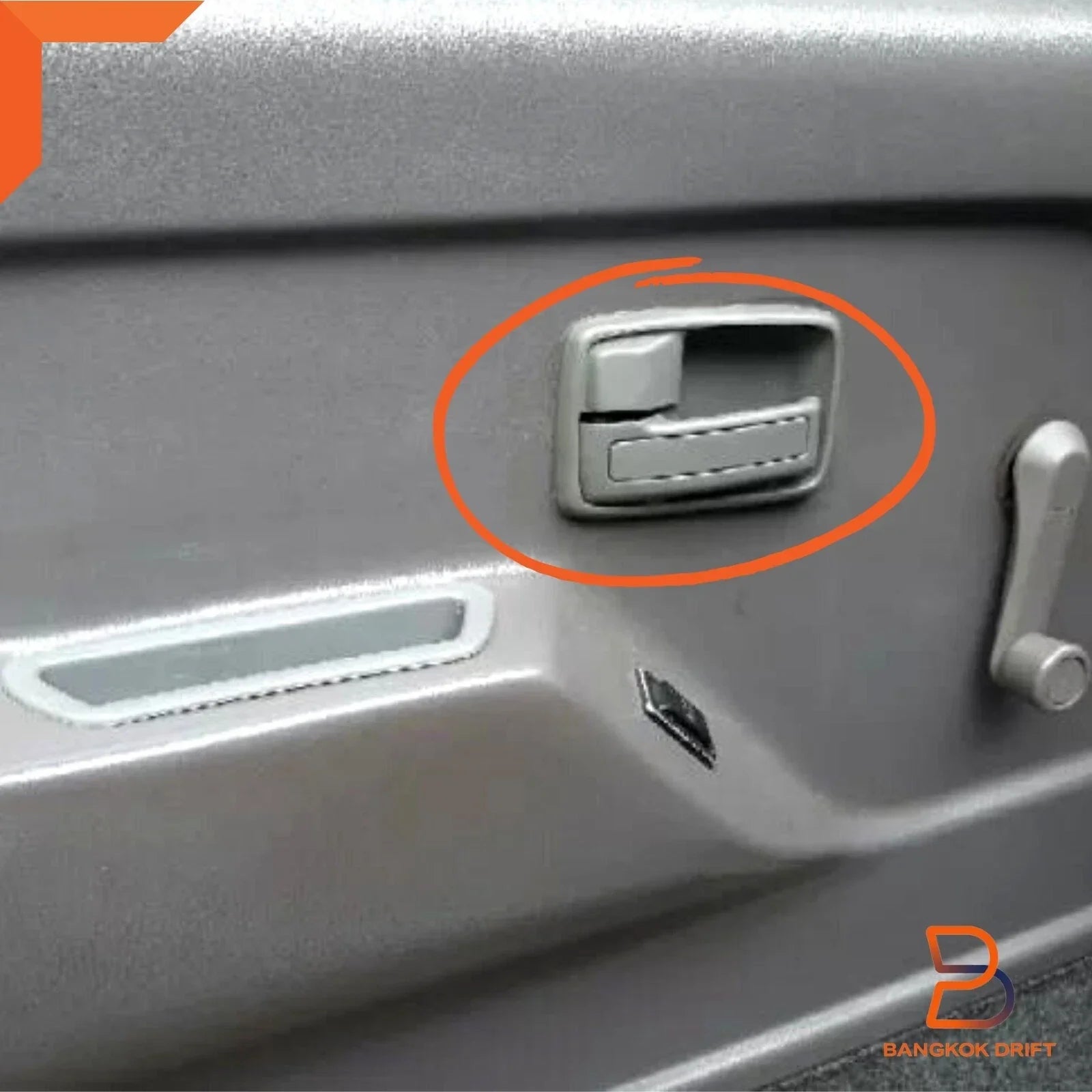 Light Grey Inner Door Handle Pair for Holden Rodeo TF (80-03)