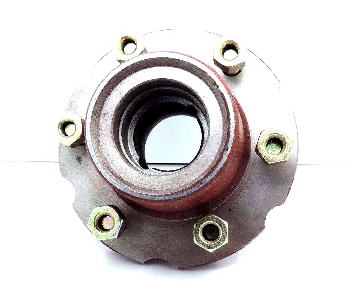 Heavy Duty Front Wheel Hub for McCormick CX70 CX80 CX90 CX100 (2WD)