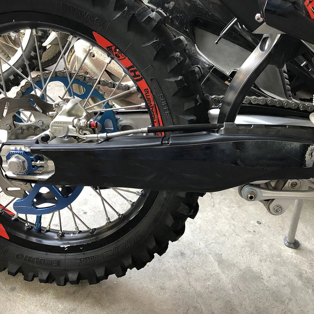 Swingarm Protector Guard for Husqvarna TE250i TE300i TE250 TE300 (2014–2022)