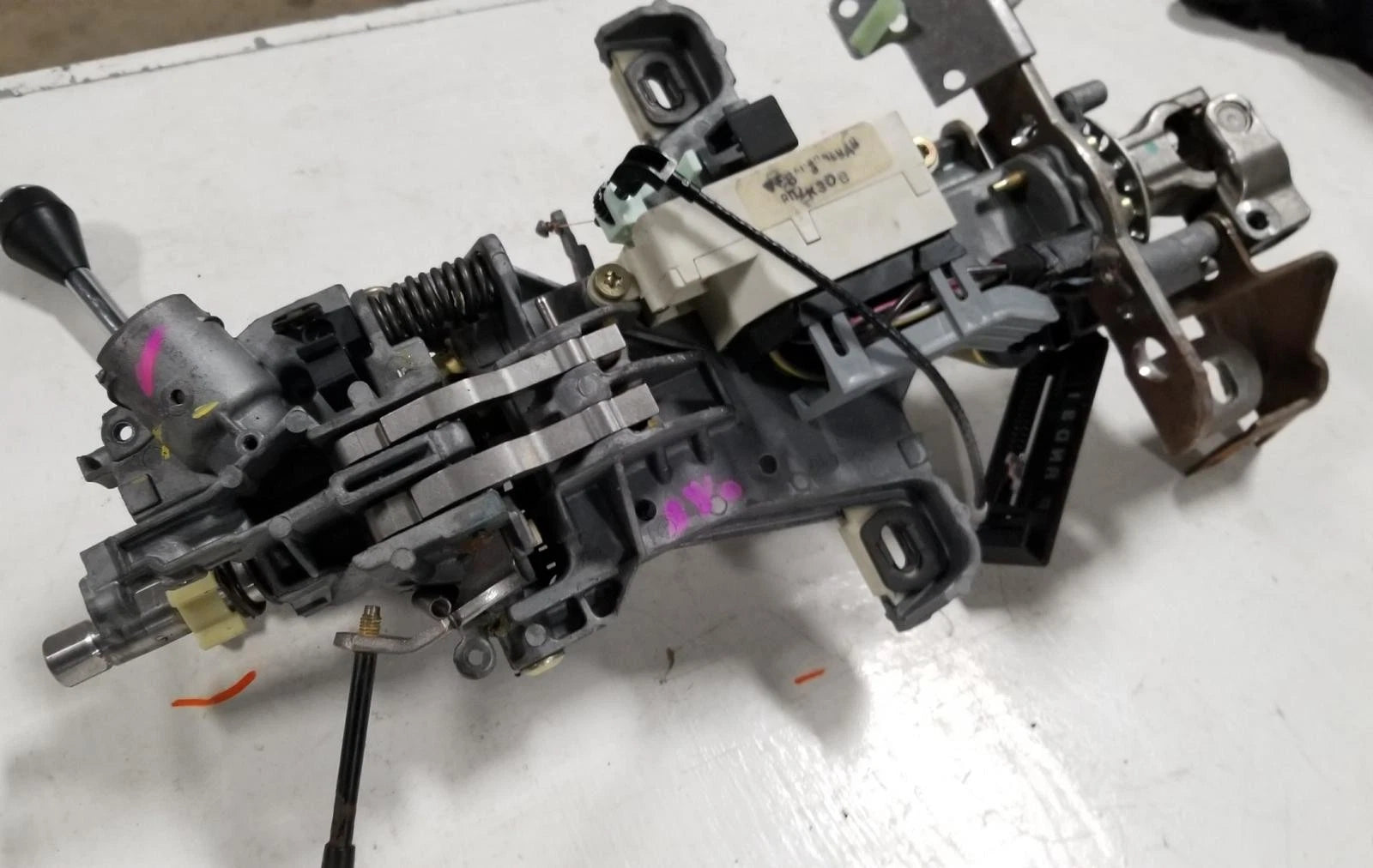 Steering Column with Shifter for Lincoln Continental (1998–2002) F3DC-7215-BB