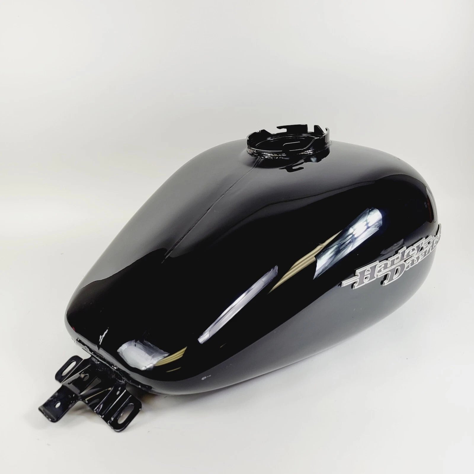 6 Gallon Gas Fuel Tank for Harley-Davidson Touring (2008–2023) 61000138DBX