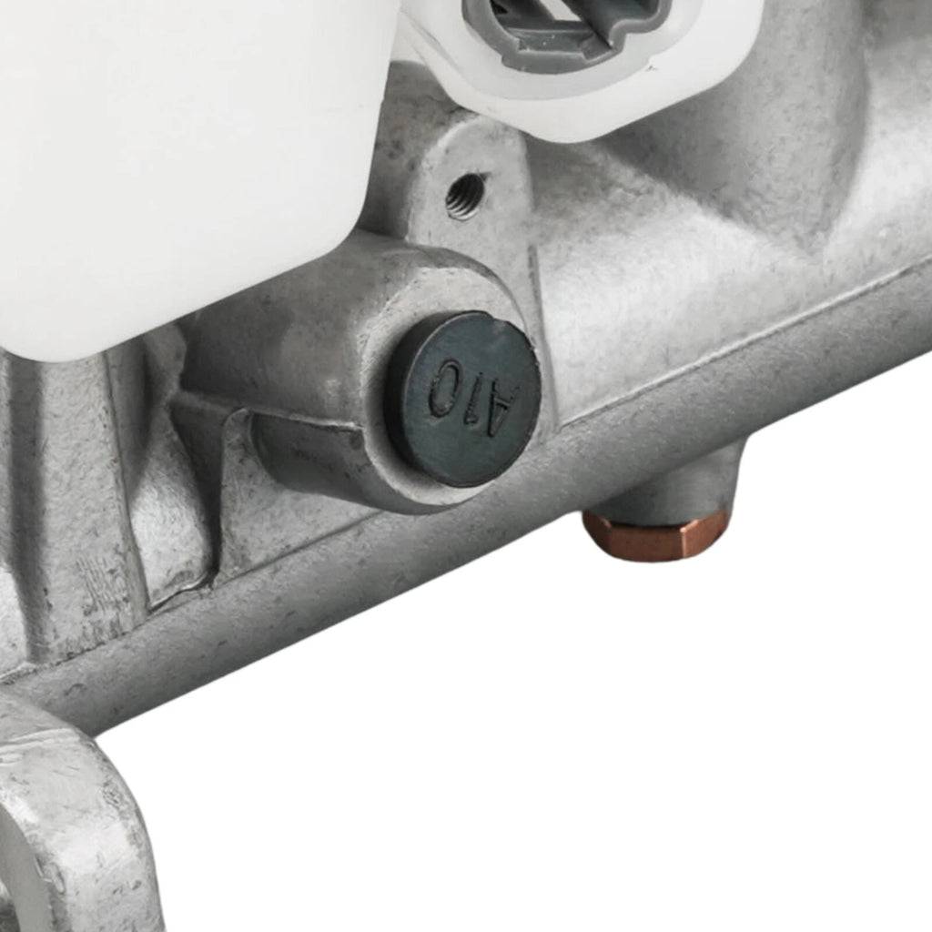 Brake Master Cylinder for Toyota Corolla Matrix Vibe (2003–2008)