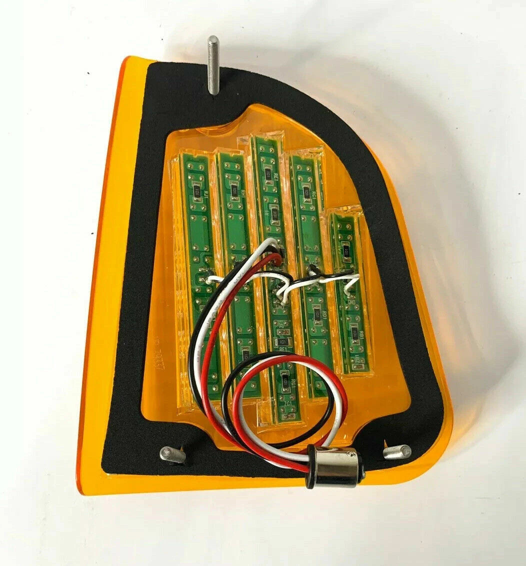 Passenger Side Amber LED Turn Signal Light for KW Kenworth T300 T600 (2007–2017)